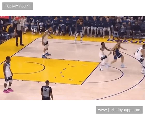 勇士战术板更新：挡拆后的外线制造为常态